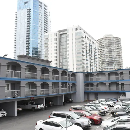 Travelodge By Wyndham Long Beach Convention Center-3